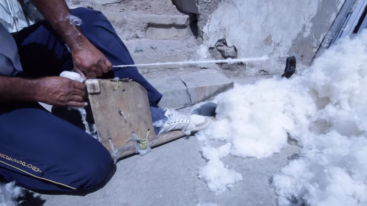 Still from I Have Sinned a Rapturous Sin (اثر فیلم گنه کردم گناهی پر ز لذت)